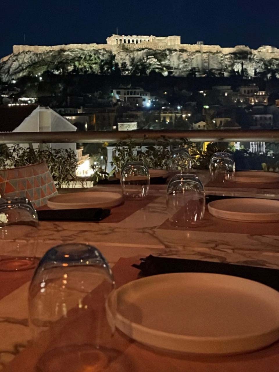 Rooftop Terrace. Πανοραμική θέα στην Ακρόπολη!